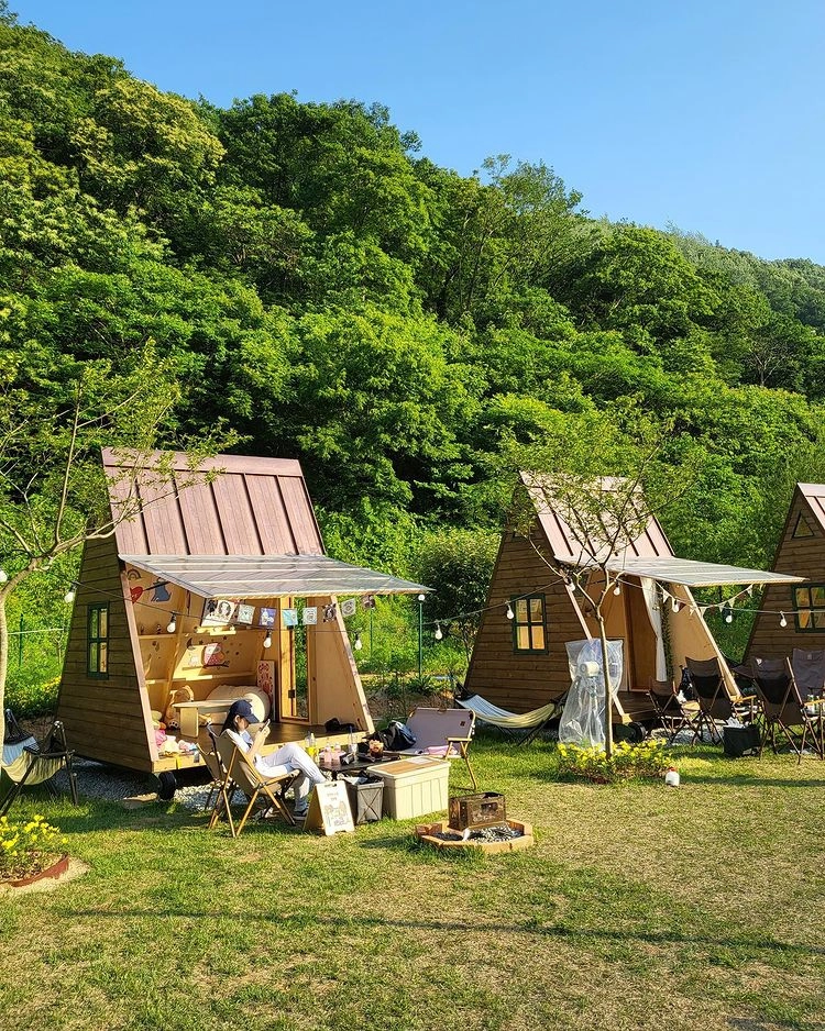 캠핑텐트 이동식 오두막 감성 농막 정막 세컨하우스 컨테이너 글램핑 이미지