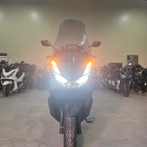 혼다 pcx125abs 23년식 6만km 소모품올교환 점검완료:) 컨디션 좋아요!