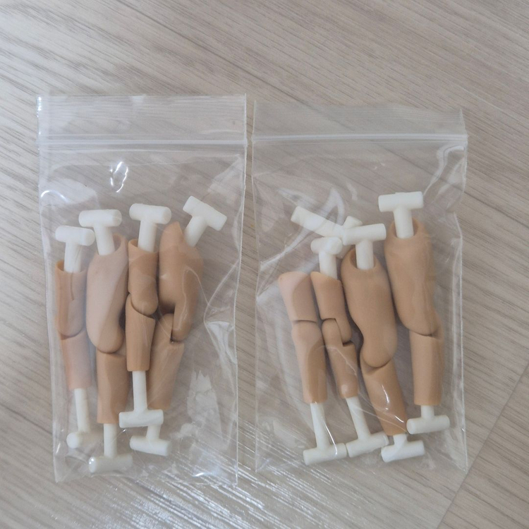 넨도로이드 돌 kids 소체, 여분 팔 파츠, 신장 조절 파츠, 손 파츠 이미지