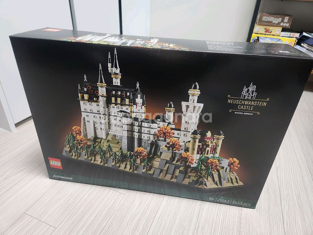 레고 아키텍처 21063 노이슈반슈타인성[미개봉/새제품]--1
