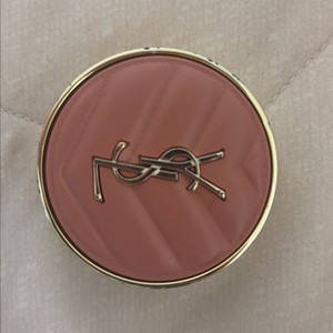 입생로랑 메이크 비 블러쉬 블러셔 6호 로즈헤이즈