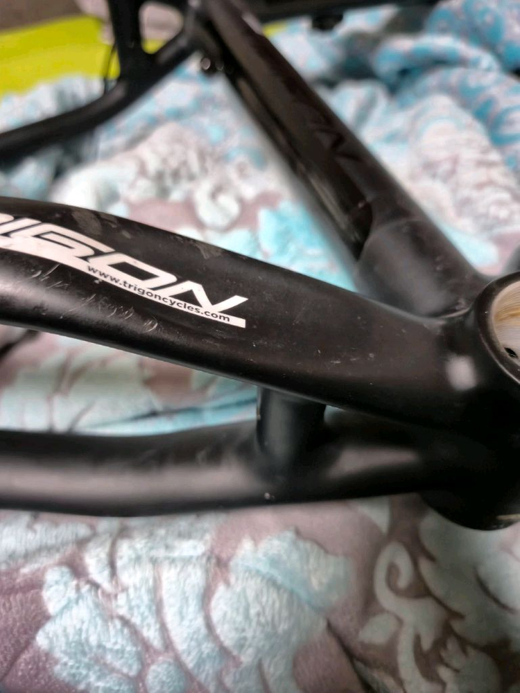 트리곤 자전거부품 이미지