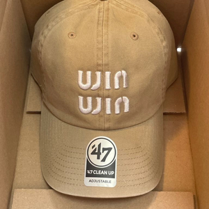 미우미우 베이지 nptss 볼캡