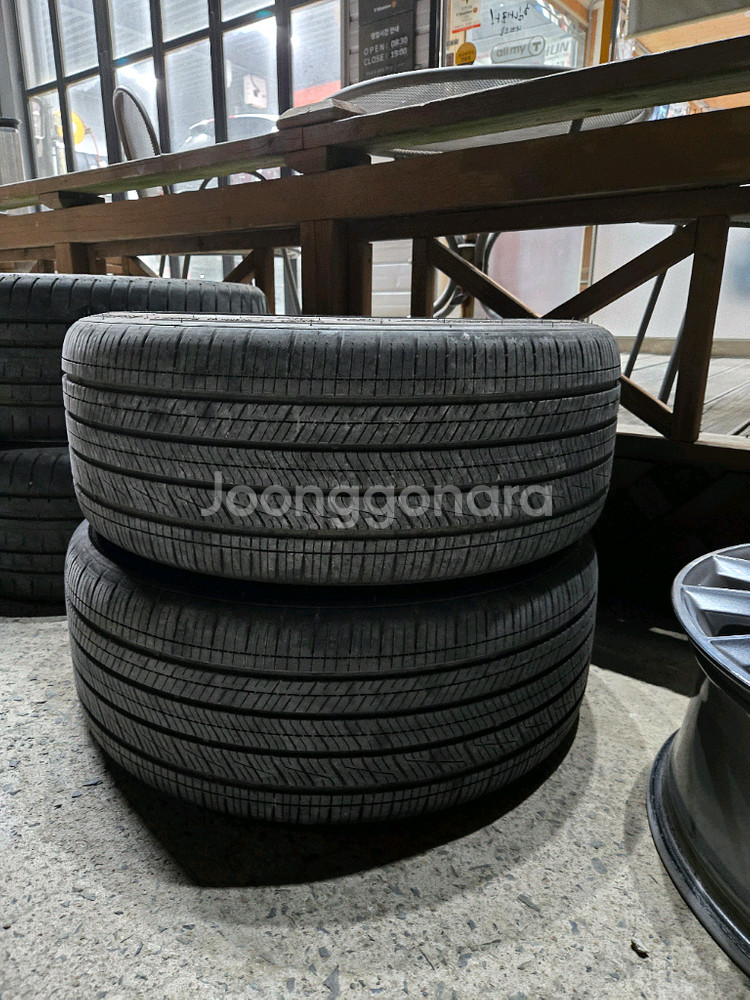 벤츠 e클래스 450신형 20인치 휠4개 + 앞타이어2개--0