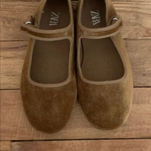 자라 메리제인브라운 29 새상품