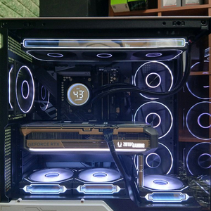 미사용 ) 9800X3D & RTX5070TI 컴퓨터 PC 판매