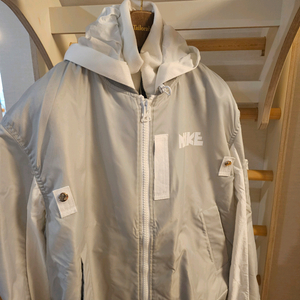 나이키 x 사카이 콜라보 레이어드 봄버 그레이포그 M