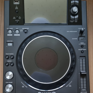 신품급 파이오니아dj xdj 1000 mk2 플레이어 팝니다.