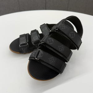 루이비통 모노그램 이클립스 샌들 7