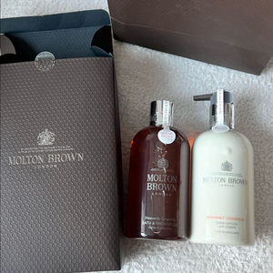(미개봉새상품) 몰튼브라운 헤븐리 진저릴리 세트 로션&바디워시