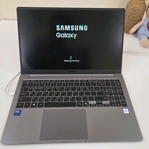 갤럭시북5 거의새것 팝니다~울트라5 nt751xhd-k01/b