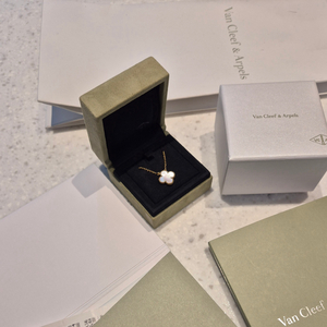 반클리프 아펠 빈티지 알함브라 마더오브펄 옐로우골드