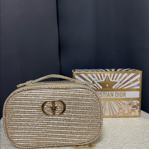 디올 크리스마스 홀리데이 골드 파우치 새상품