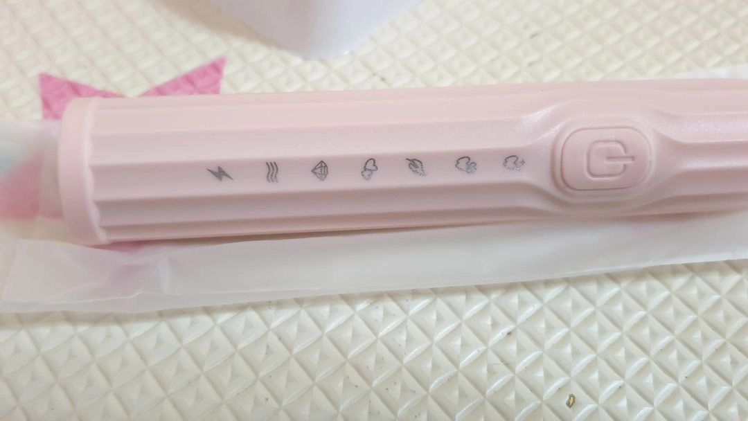 충전식 전동칫솔 핑크 이미지