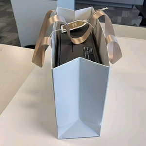 갤럭시 트라이폴드 미개봉 새제품 판매