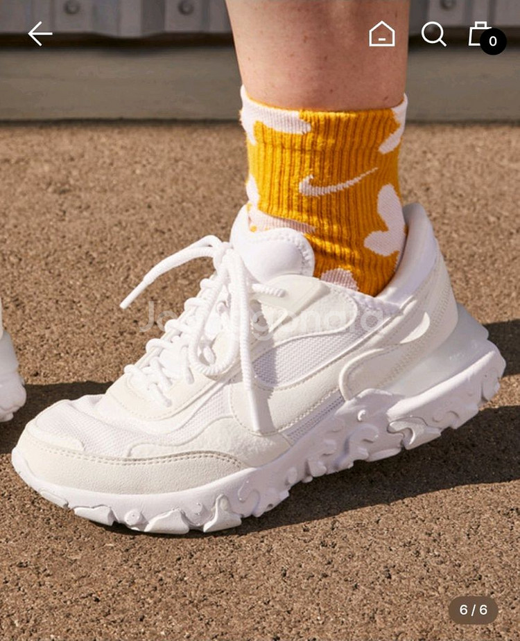 나이키 DQ5188 리액트 리비전 여성 운동화 써밋화이트 새상품 235사이즈--2