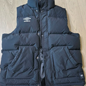 엄브로 조끼패딩