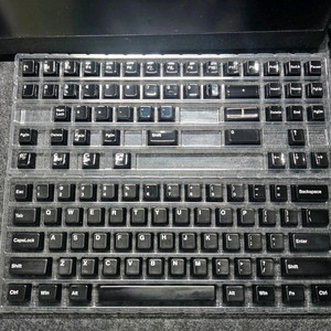 세라키v2 유각 블랙 키캡