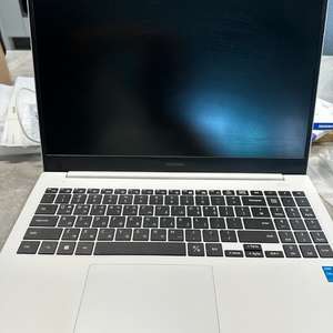 삼성 NT550XDA 노트북 화이트