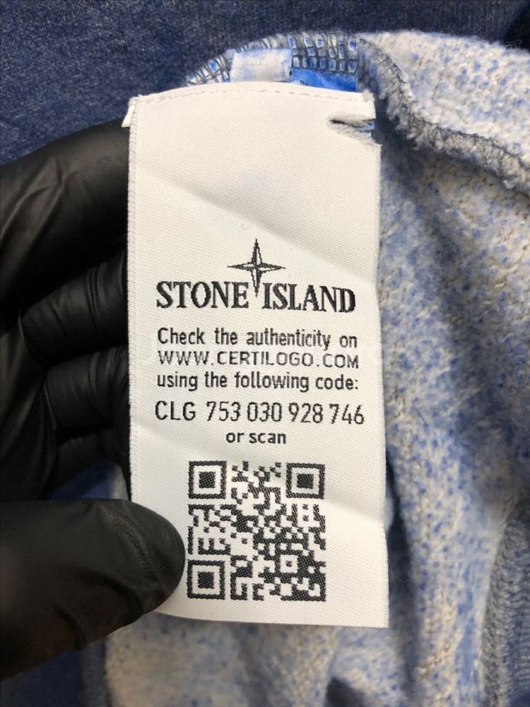 [S] 스톤아일랜드 더스트 컬러 트리트먼트 맨투맨 블루--7