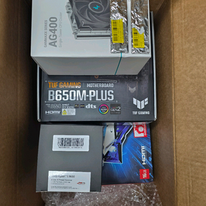 AMD 9600, B650M, RX 9070XT 등 주요 부품 판매합니다.
