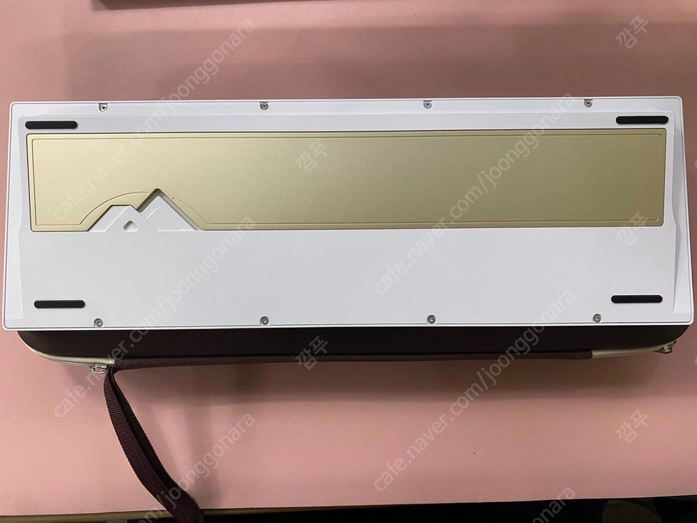 qk100 화이트(골드 무게추/핫스왑/카본보강,폼보강) 팝니다. 이미지