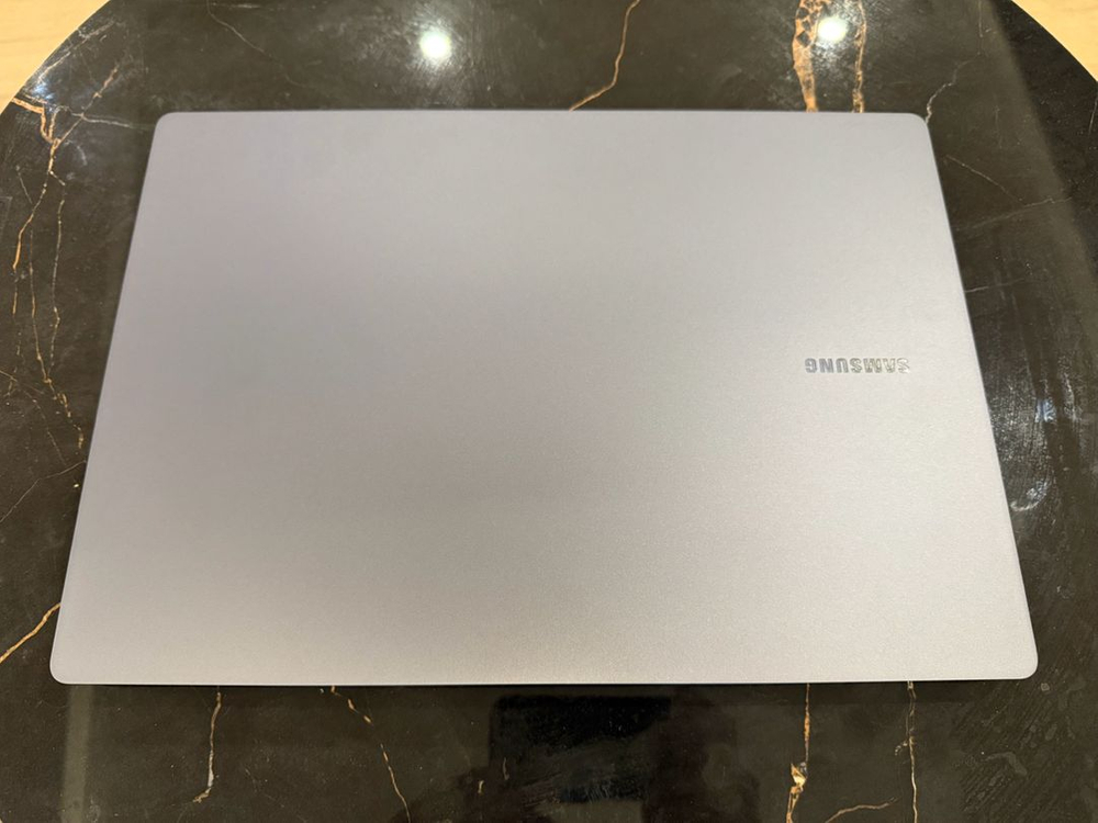 삼성 갤럭시북 울트라9 32G램, RTX4070, SSD 1TB--3