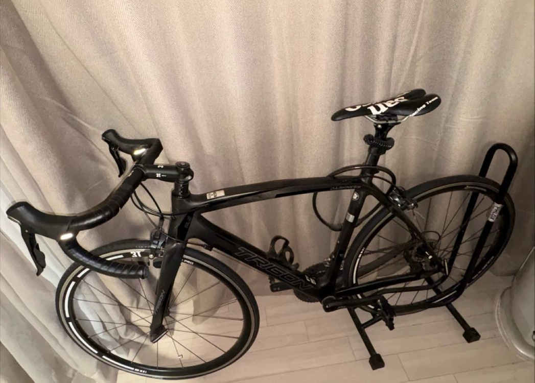 트리곤 다크니스 SL2 로드 자전거 (+루디 자전거 헬멧, 자전거 거치대 포함) 이미지