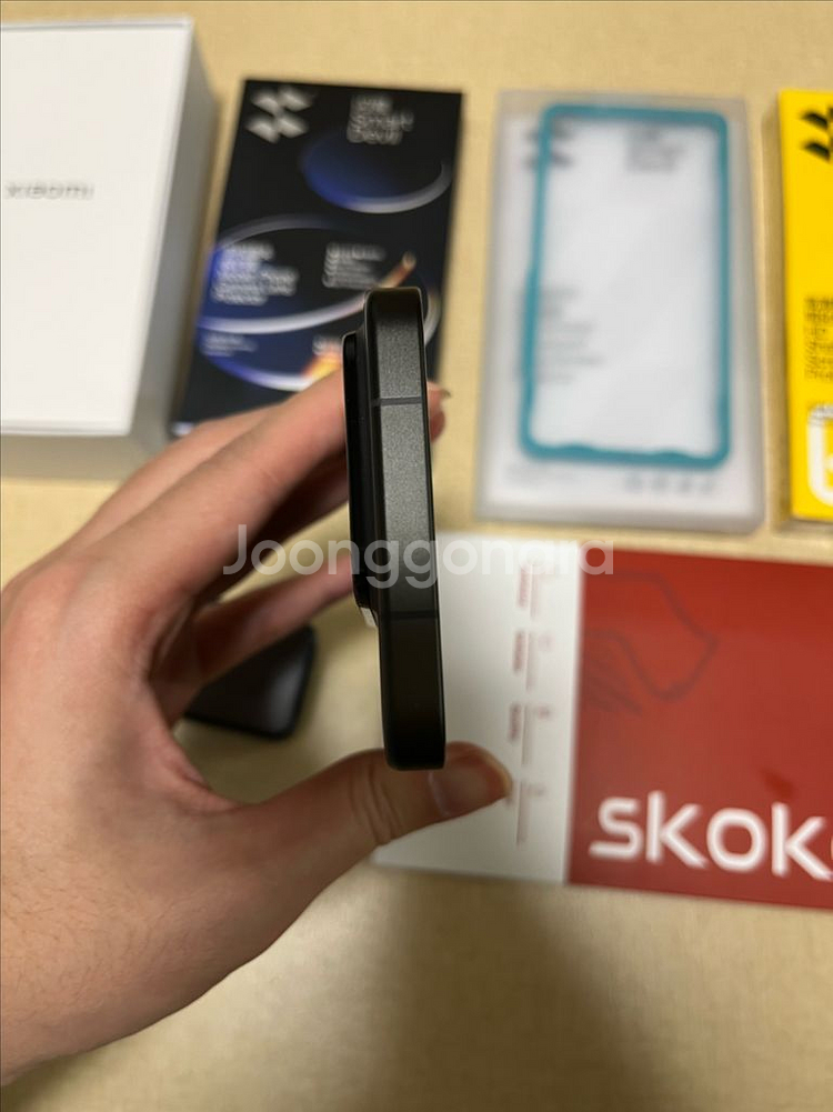 샤오미15 256gb 블랙 S급 정발 판매합니다 (배터리 사이클 10, 10월 최초사용)--6