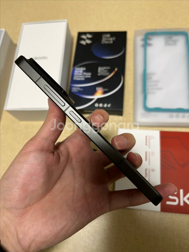 샤오미15 256gb 블랙 S급 정발 판매합니다 (배터리 사이클 10, 10월 최초사용)--7