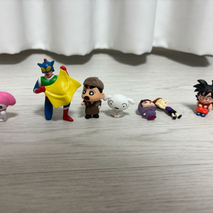 가챠 8종 일괄판매 짱구 흰둥이 액션가면 수지 마루코 드래곤볼 고양이 마이멜로디