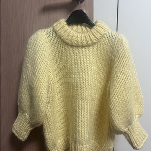 ganni 니트 새상품 팝니다