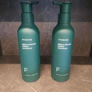 아윤채 리밸런싱 프레쉬 샴푸2개 새상품 500g입니다.