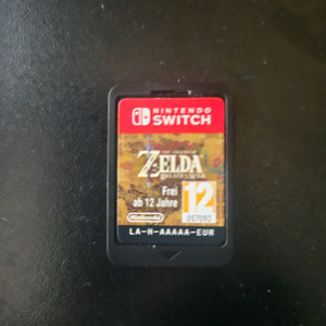 닌텐도 스위치 젤다의 전설 야생의 숨결+왕국의 눈물 판매합니다.