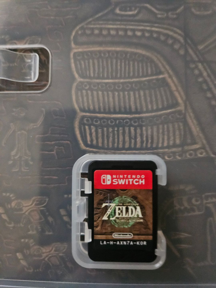 닌텐도 스위치 젤다의 전설 야생의 숨결+왕국의 눈물 판매합니다.--2