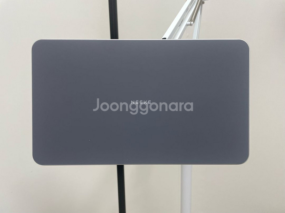 니케 아이패드 M4 11인치 마그네틱 거치대--1