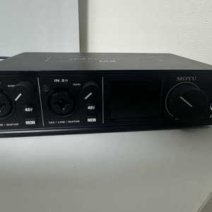 모투 motu M2 오디오 인터페이스