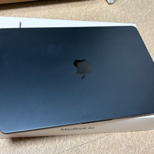 맥북에어 M2 8GB/256GB