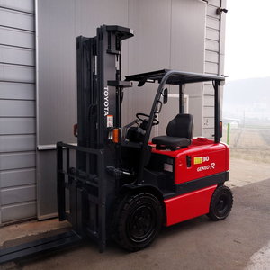 도요다 전동지게차 3톤 3단5500MM 사이드쉬프트장착 2023년식상품배터리