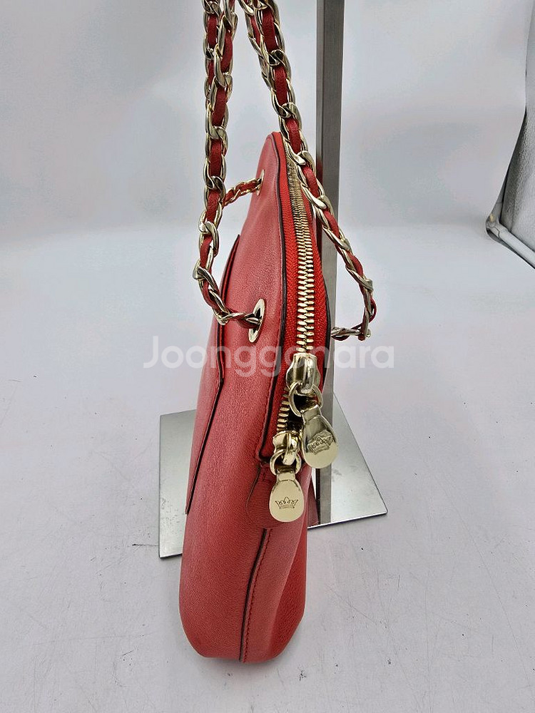 [J.ESTINA 레드 체인 숄더백]--2