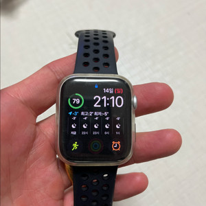 애플워치 SE2 44mm 실버 셀룰러 97