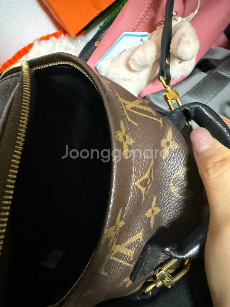 루이비통 팜스프링스 미니 백팩--7