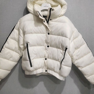 새상품)alo 숏패딩 여성 알로 패딩 아우터 겨울 잠바