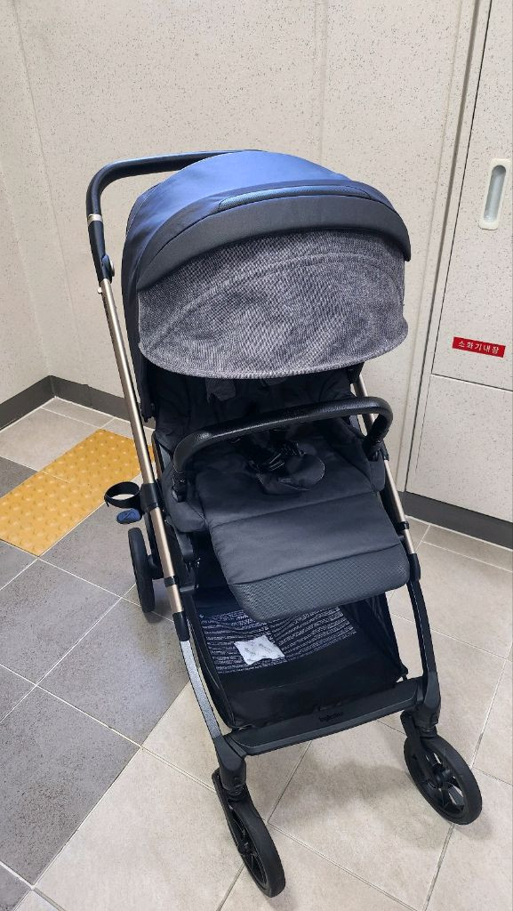 절충형유모차 잉글레시나 일렉타(어퍼블랙)--0