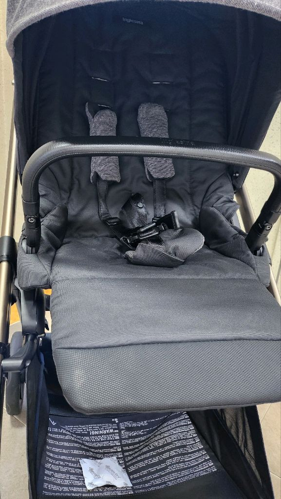 절충형유모차 잉글레시나 일렉타(어퍼블랙)--3