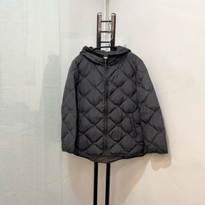 bcbg 구스다운 거위털 경량패딩 4002