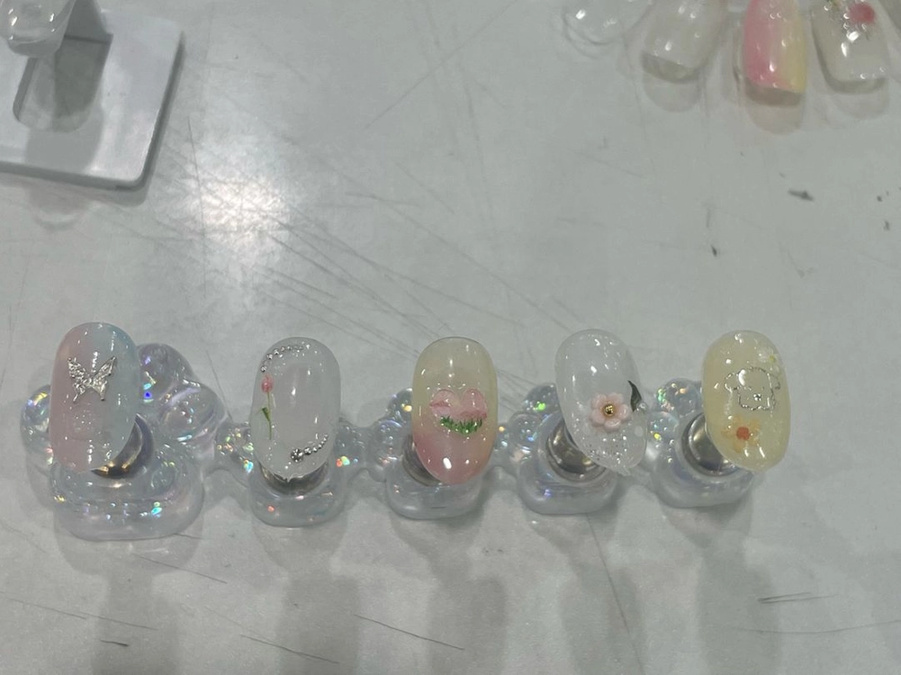 네일 재료 일괄 판매합니다 이미지
