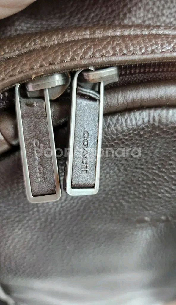 코치 가죽백팩--5
