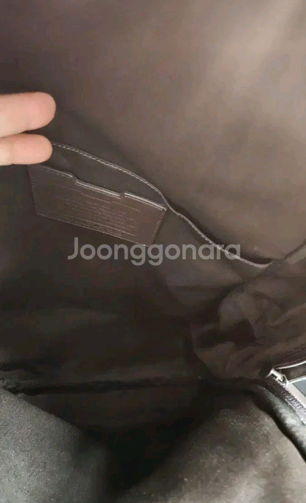 코치 가죽백팩--6