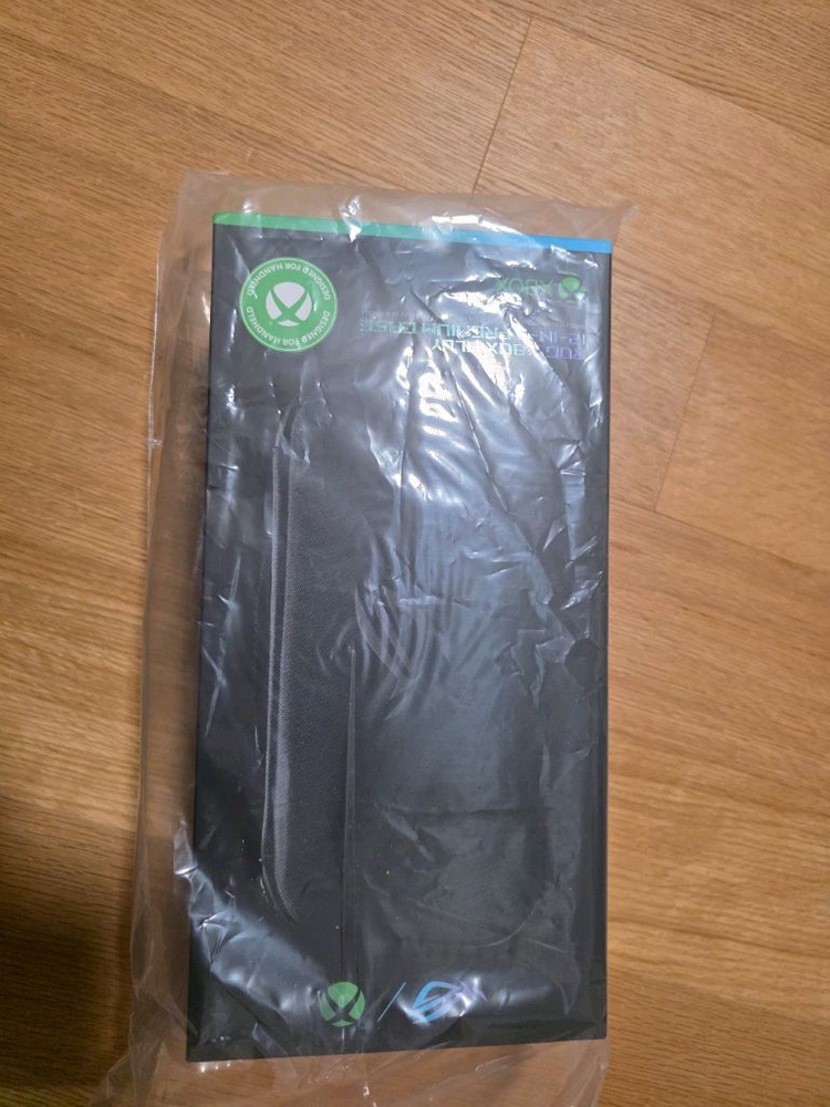 ASUS ROG Xbox Ally X 케이스 이미지